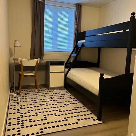 New 2 Bed In Apartment