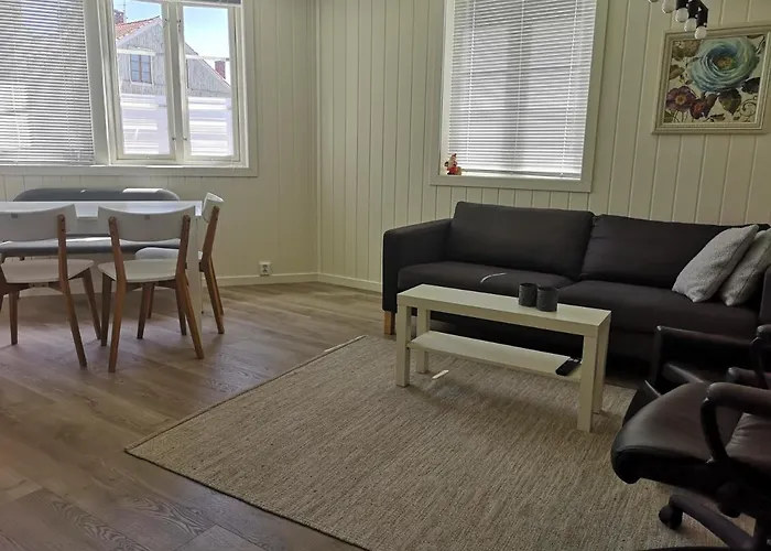 Lägenhet New 2 Bed In